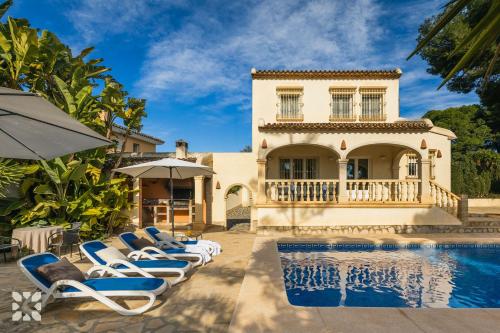 Villa Sara by Abahana Villas