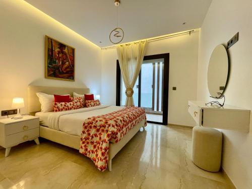 Luxury and Art Contemporary with Masterpieces