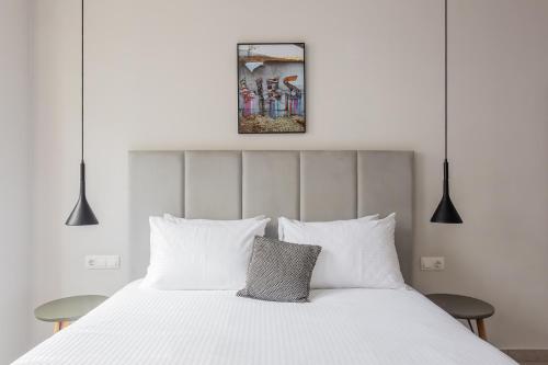Modern Plaka Apartments - Walk everywhere! PB2AB