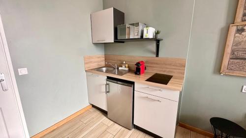 71 Lacassagne 1 - Studio - Partdieu