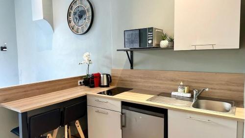 71 Lacassagne 2 - Studio - Partdieu