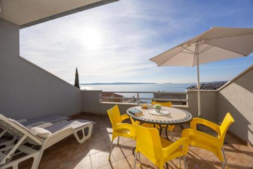 Apartment in Okrug Gornji with sea view, terrace, air conditioning, WiFi 5049-3