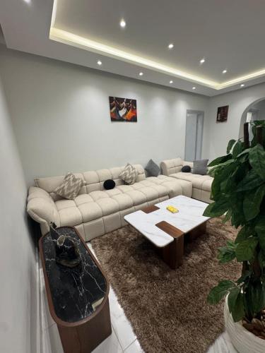 DHB STAYS Downtown Cairo 2 Bedroom Classic Apartment