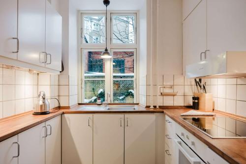 Foto Bright & Charming 3-Room Apt 4