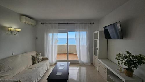 The Floating Terrace - Frontline Sea View Benalmadena