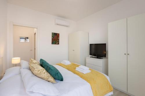 Artstay - Apt San Siro, Near Metro, Carlo Borromeo