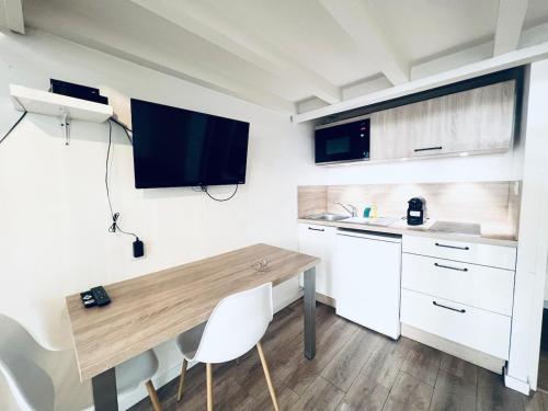 Montchat - 1 Bedroom - Montchat