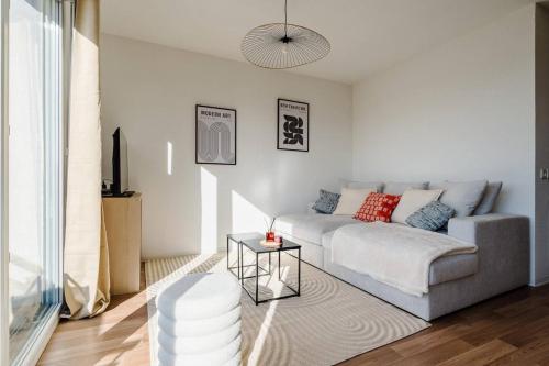 T3 Spacieux en duplex - Balcon - Parking - Métro