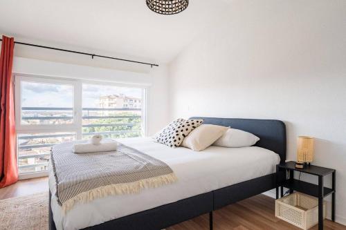 T3 Spacieux en duplex - Balcon - Parking - Métro