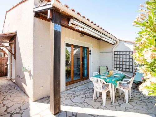 Pavillon T2 avec Mezzanine et Parking Privatif à Gruissan - FR-1-409-269