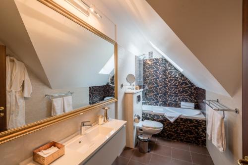 Gallery image of Hotel Boutique Belvedere in Sinaia
