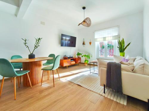 2 habitaciones Anfiteatro Romano Cerca la playa