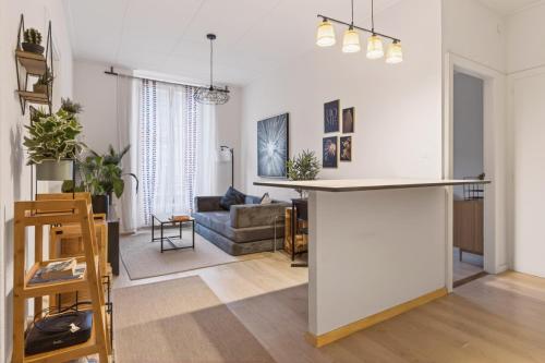 Bistro Walk Apartment