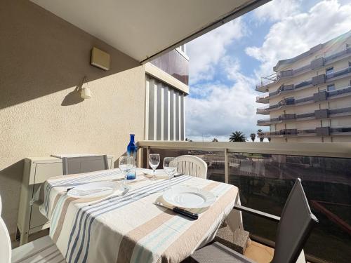 Studio vue mer Climatisé 50 m de la plage