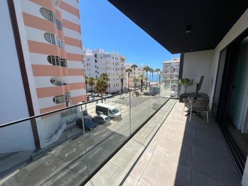 NEW Apartment, Sea Front & Shared Pool