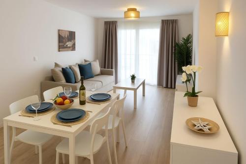 Maresia Apartments