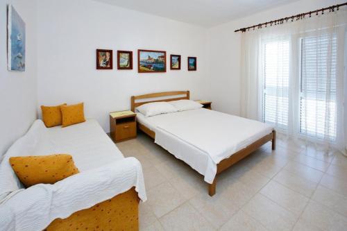 Apartments by the sea Bibinje, Zadar - 25132