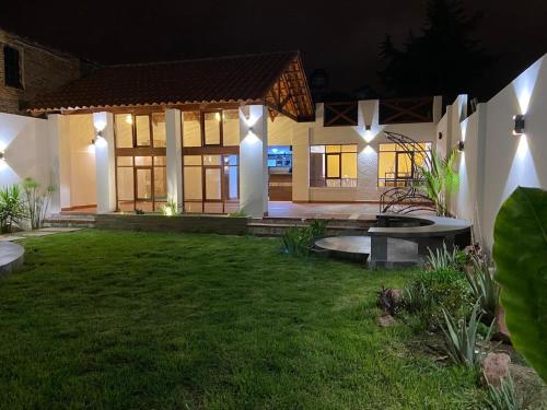 Apartamento con Jardín