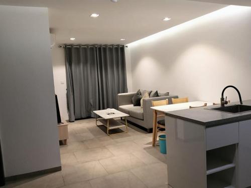 프놈펜에 위치한 CB Hotel & Apartment에서 갤러리에 업로드한 사진