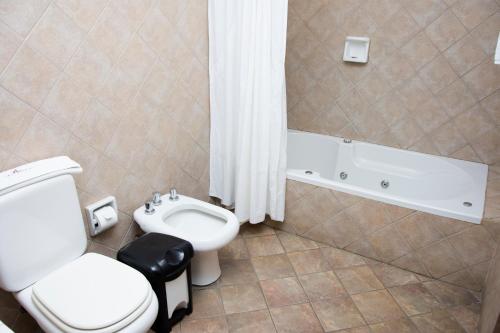 Bilik mandi di Hotel San Francisco