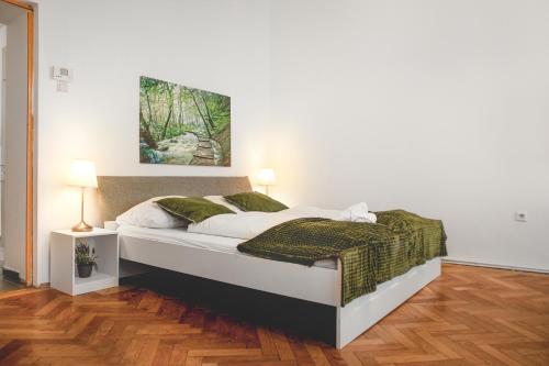 Comfy 3BR Stay Ideal Group Getaways & Families