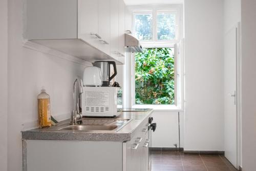 Comfy 3BR Stay Ideal Group Getaways & Families