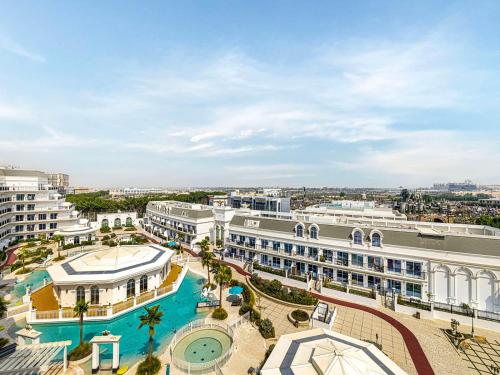 Livin' Holidays - 1 BR - Next to Miracle garden