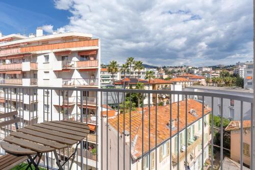 Nice - SweetHome Spacious Flat - Balcon