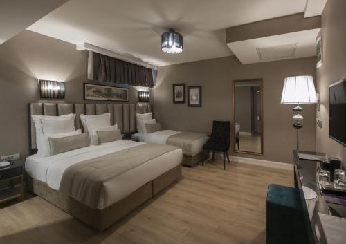 Standard Family Room