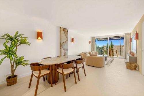 121 MARECHAL - 3-Bedroom Apartment Sea View and Parking