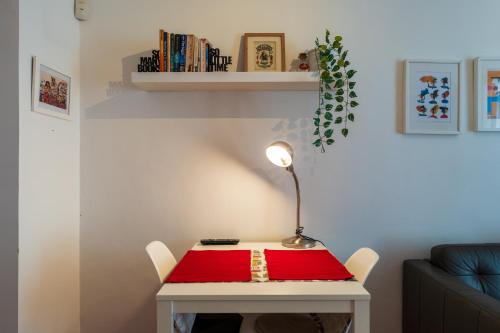 Lovely Apartment in the Heart of Historic Alfama