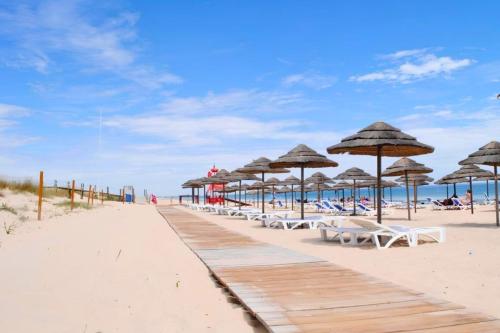 HSH Cabanas Beach & Pool