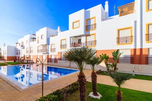 HSH Cabanas Beach & Pool