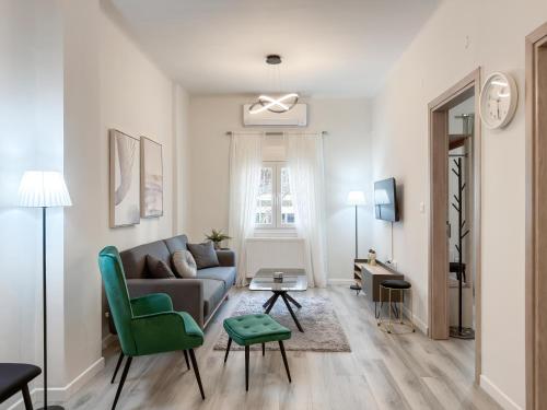 Zona d'estar a Etheria Modern Home