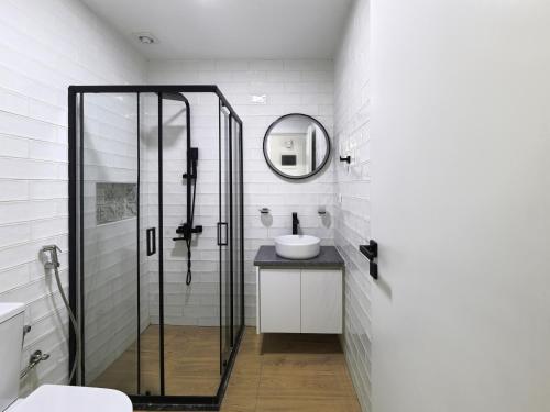 Modern Comfort in Kipseli