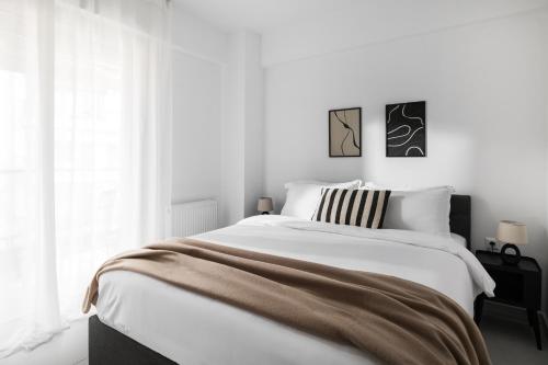 Oval Elegant Stay by BiNoBi!