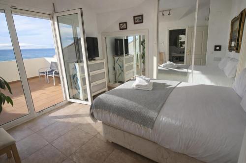 The Panoramic Penthouse of Art photo 8