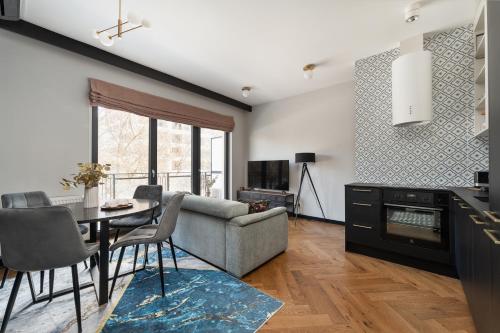 Art Deco Mokotów Suites - Parking & Gym by Downtown Apartments