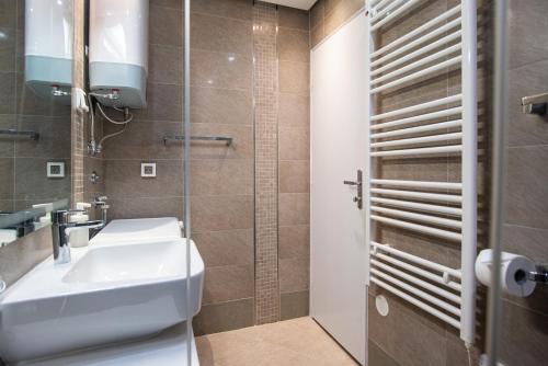 LUAN OLD TOWN APARTMENT by DuHomes