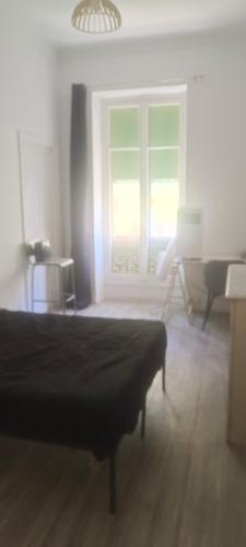 plein centre Nice magnifique chambre double climatisée
