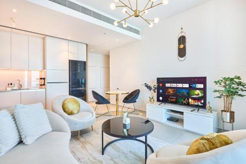 Beachfront 1BR Retreat at Address JBR