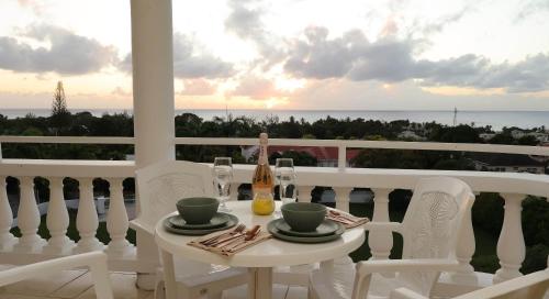 #3 Eastry Gardens - Cozy 1BR Studio w Ocean View