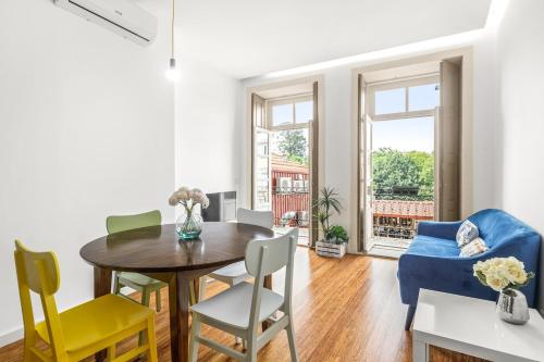 Egg Nuts Apartment