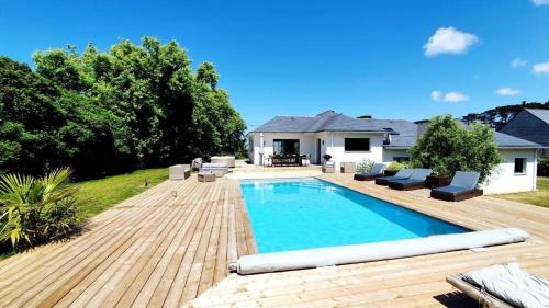 Villa des Abers vue mer, GR34, piscine chauffée