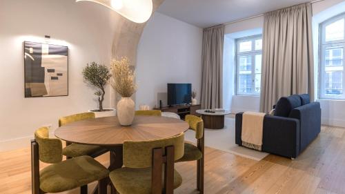 Chiado Aura Apartment by LovelyStay