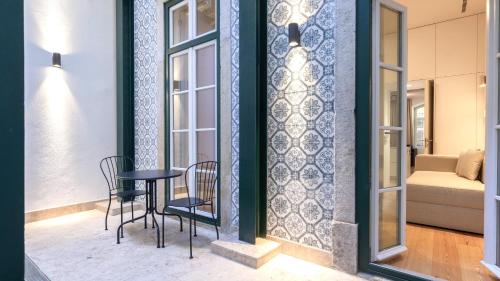 Chiado Aura Apartment by LovelyStay