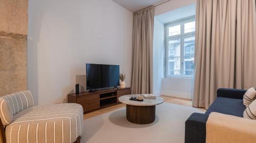 Chiado Aura Apartment by LovelyStay