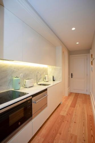 Liiiving in Porto - Cedofeita Charming Apartment