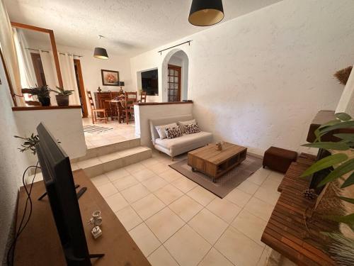 Charmante Villa Privée avec Piscine