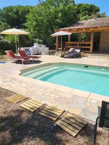 Charmante Villa Privée avec Piscine